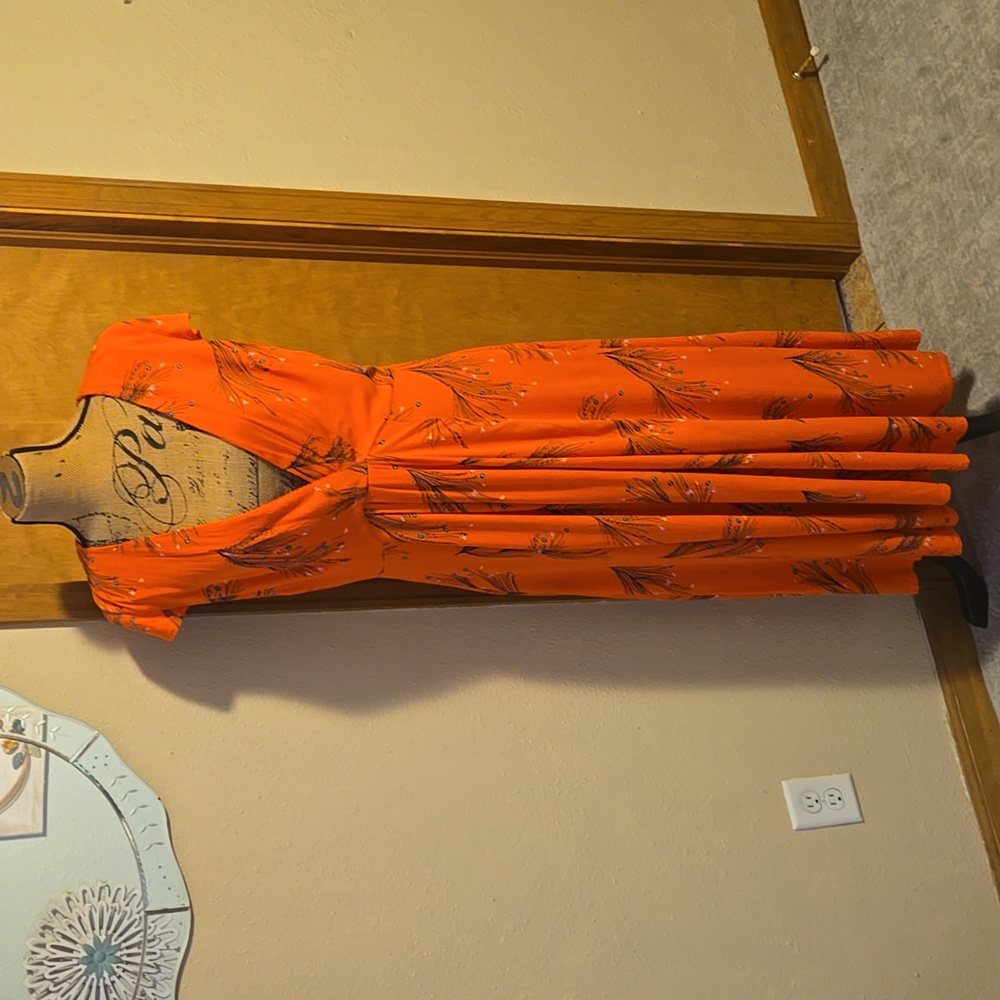 Free People Retro Coral Orange Floral Print Midi Dress.  Size 12
